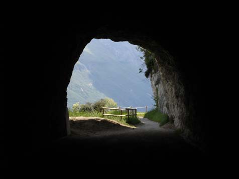 Riva Tunnel